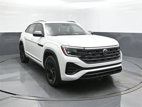 New 2025 Volkswagen Atlas Cross Sport SEL R-Line image 22
