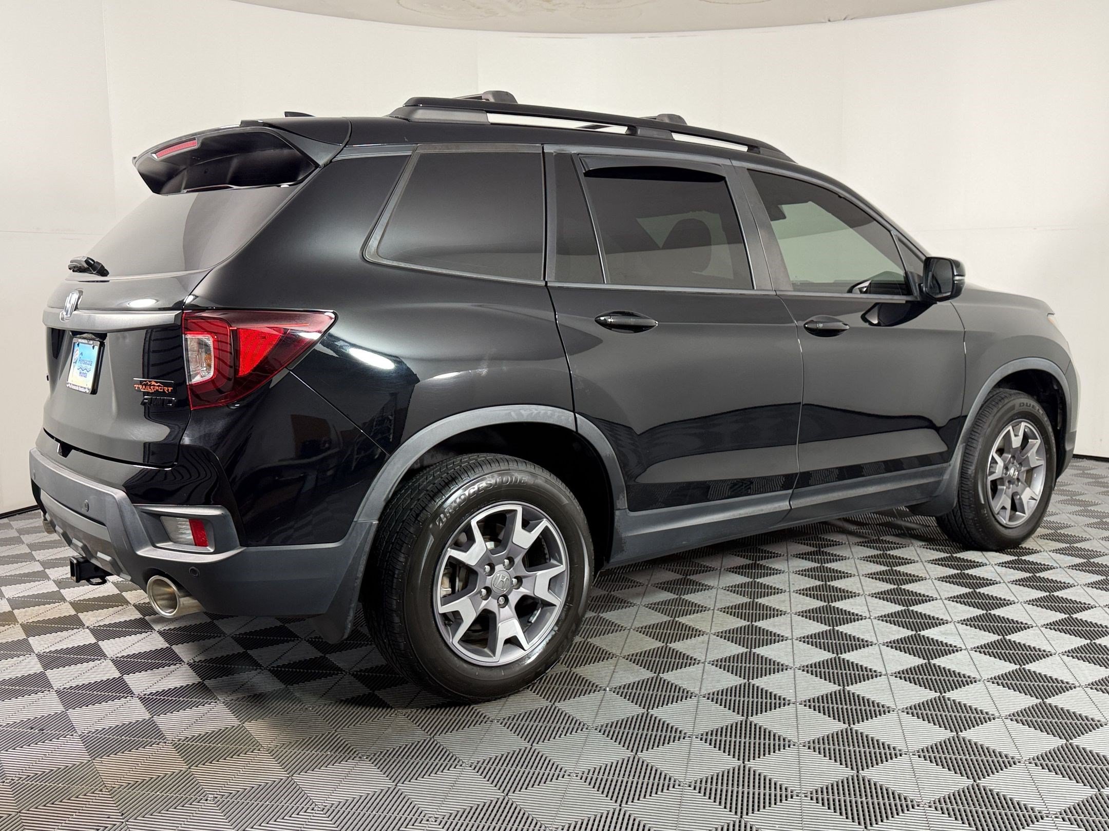 Used 2023 Honda Passport TrailSport image 7