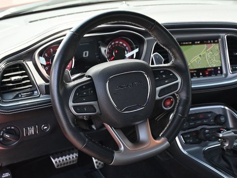 Used 2022 Dodge Challenger SRT Hellcat w/ Plus Package RWD image 13