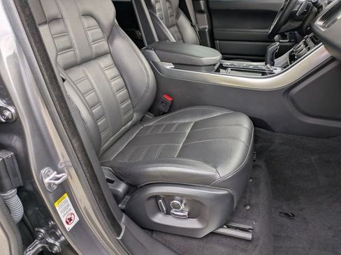 Used 2017 Land Rover Range Rover Sport HSE Dynamic image 18