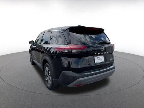Used 2022 Nissan Rogue SV FWD image 10