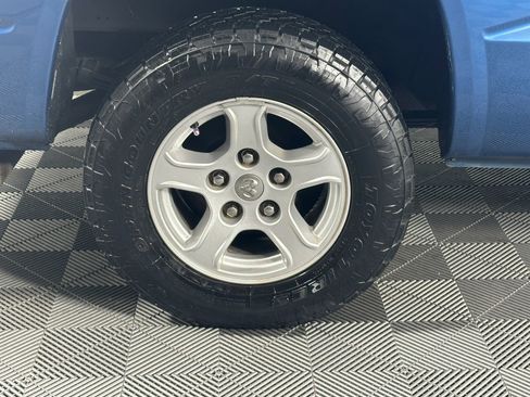 Used 2005 Dodge Dakota SLT image 15