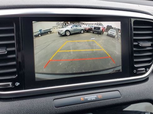 Used 2020 Kia Sportage EX FWD image 20