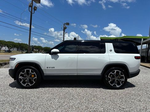 Used 2024 Rivian R1S Adventure AWD/4WD image 4
