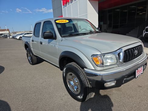 Used 2004 Toyota Tacoma 4x4 Double Cab image 1