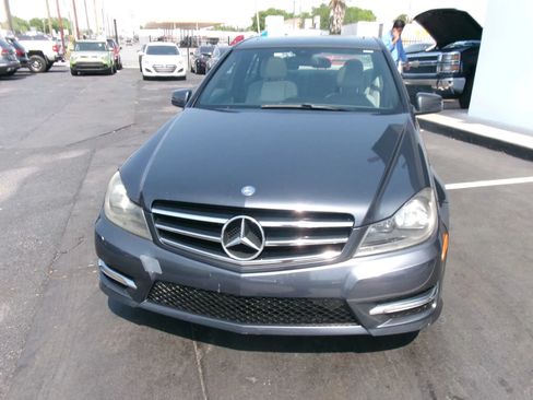 Used 2014 Mercedes-Benz C 250 Sedan image 11