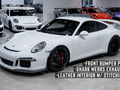 Used 2015 Porsche 911 GT3 RWD image 2