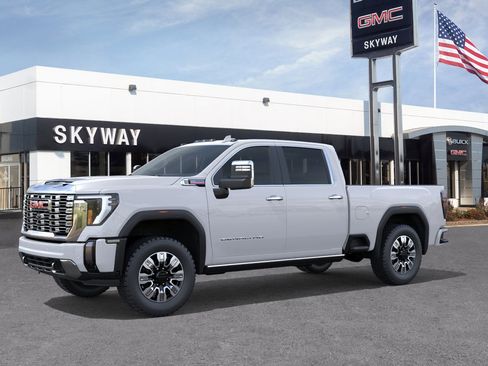 New 2026 GMC Sierra 2500 Denali w/ Denali Reserve Package image 17