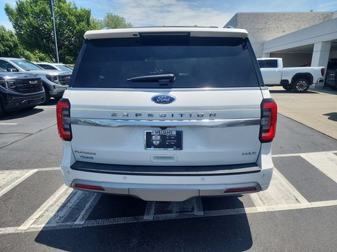 Used 2023 Ford Expedition Max Platinum AWD/4WD image 7