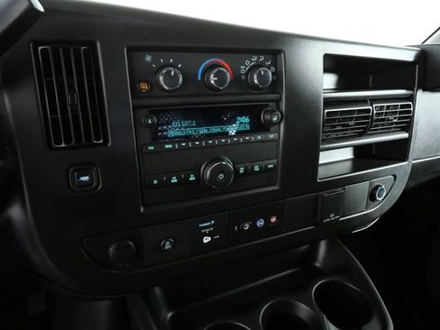 Used 2025 Chevrolet Express 2500 w/ Driver Convenience Package RWD image 20
