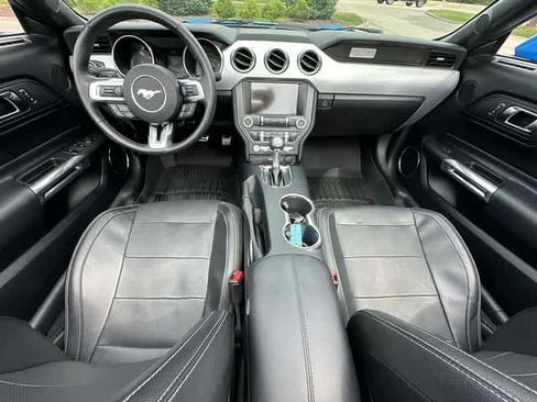 Used 2017 Ford Mustang Premium RWD image 21