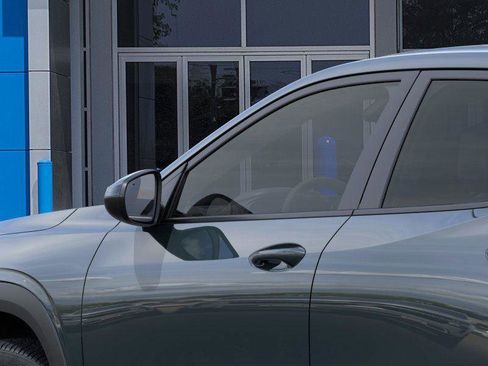 New 2026 Chevrolet Trax LS w/ LS Convenience Package image 12