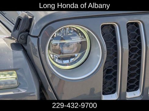 Used 2021 Jeep Wrangler Unlimited Sahara w/ Safety Group AWD/4WD image 3