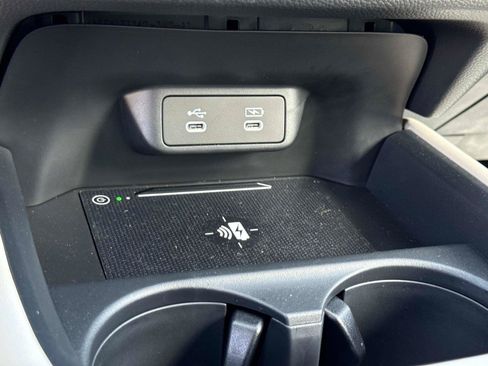 Certified 2026 Honda HR-V LX image 23