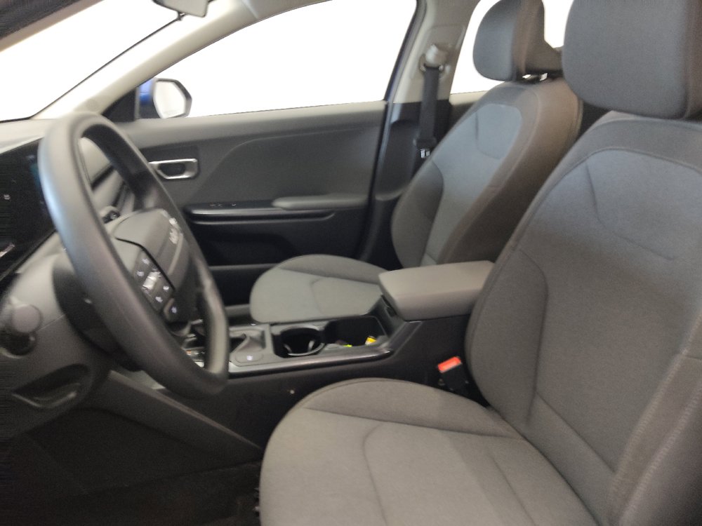 Used 2025 Kia K4 FWD image 17