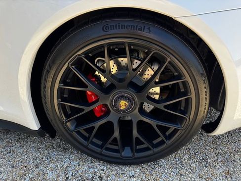 Used 2016 Porsche 911 image 57