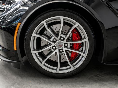 Used 2019 Chevrolet Corvette Grand Sport RWD image 9
