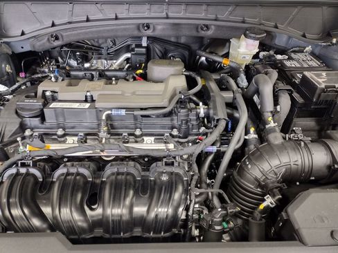 New 2026 Hyundai Tucson SE image 7