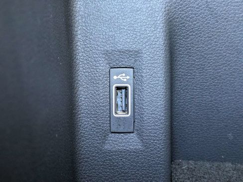 Used 2019 Volkswagen Atlas SE FWD image 33
