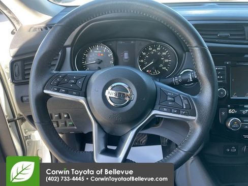Used 2020 Nissan Rogue SV AWD/4WD image 22