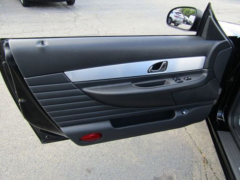 Used 2002 Ford Thunderbird image 24