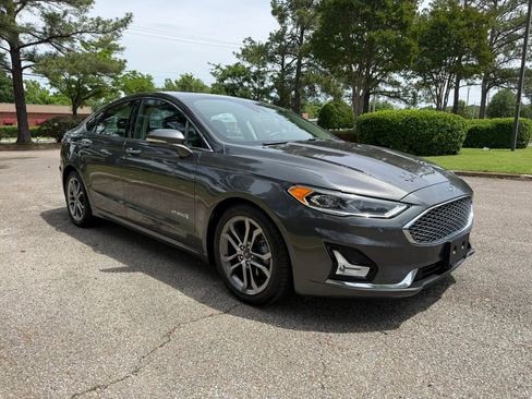 Used 2019 Ford Fusion Titanium FWD image 7