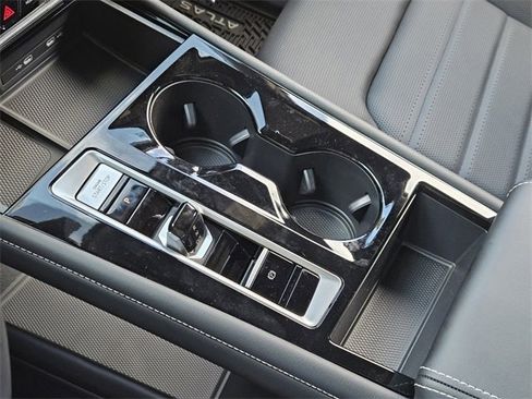 New 2024 Volkswagen Atlas Cross Sport SEL image 15