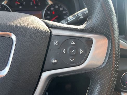 Used 2022 GMC Terrain SLE w/ Driver Convenience Package AWD/4WD image 25