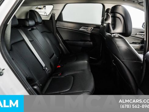 Used 2025 Kia Sportage EX FWD image 20