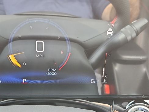 New 2026 Chevrolet Trax RS w/ Driver Confidence Package image 4