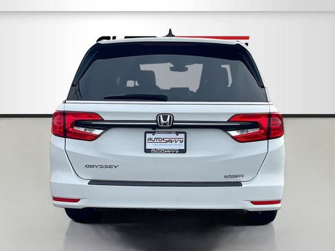 Used 2024 Honda Odyssey EX-L image 6