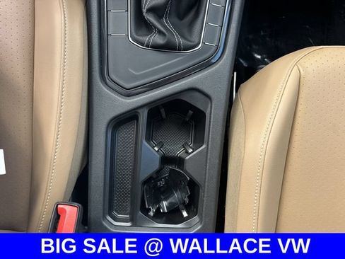Certified 2023 Volkswagen Tiguan SE FWD image 22