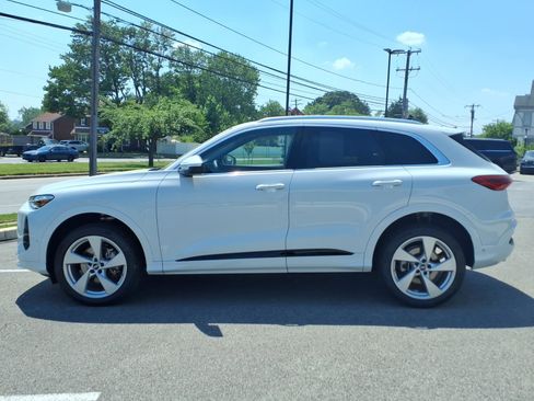 Used 2025 Audi Q5 Premium Plus AWD/4WD image 7