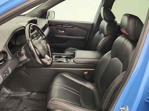 Used 2023 Honda Pilot TrailSport image 21