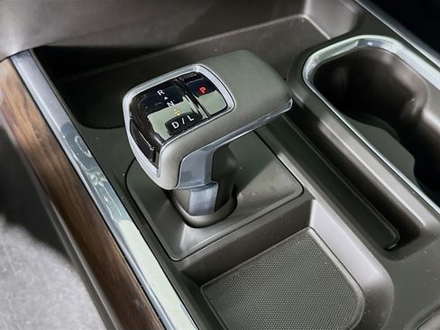 Used 2023 GMC Sierra 1500 SLT w/ SLT Premium Package image 20