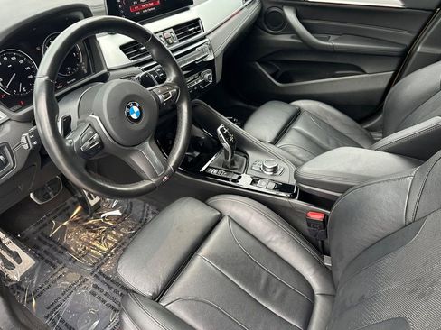 Used 2023 BMW X2 sDrive28i w/ M Sport Package image 8