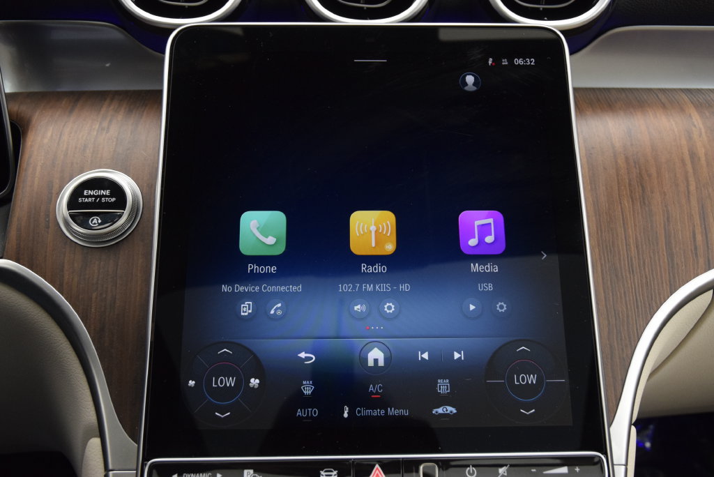 Certified 2026 Mercedes-Benz GLC 300 image 27