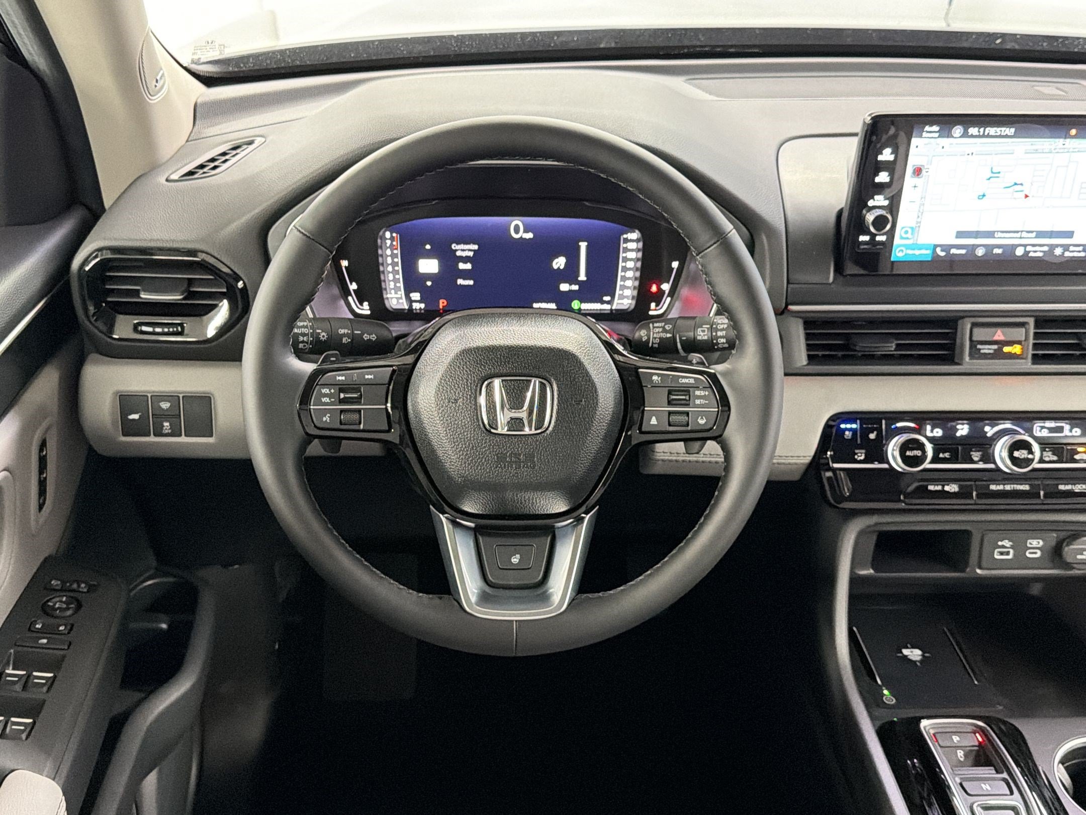 Certified 2025 Honda Pilot Elite image 29