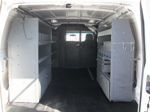 Used 2014 Ford E-150 and Econoline 150 image 9