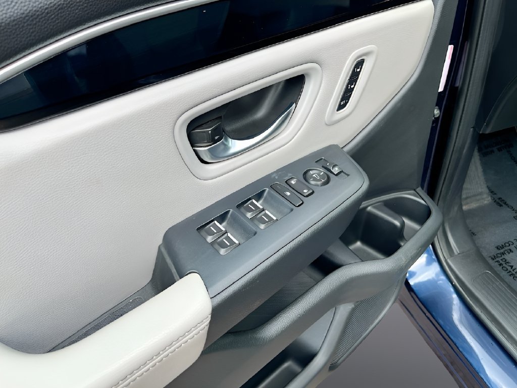 Used 2023 Honda Pilot EX-L image 17