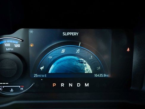 Used 2023 Ford Bronco Heritage Edition image 31