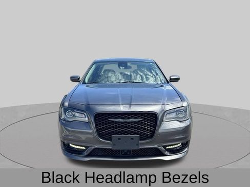 Certified 2021 Chrysler 300 Touring L AWD/4WD image 11