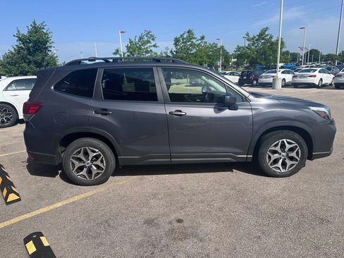 Used 2020 Subaru Forester Premium AWD/4WD image 4
