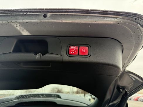 Used 2023 Mercedes-Benz EQB 350 4MATIC SUV image 33