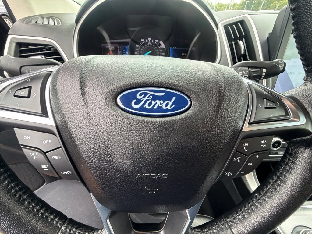 Used 2021 Ford Edge SEL w/ Convenience Package AWD/4WD image 8