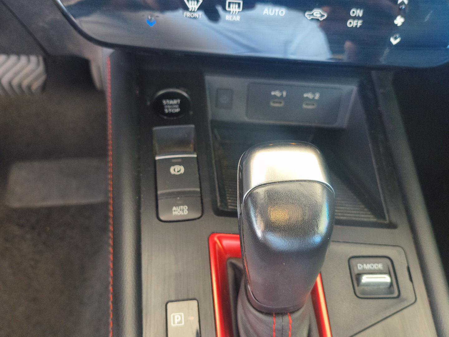 Used 2025 Nissan Kicks SR FWD image 27