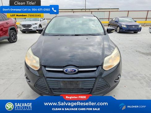 Used 2014 Ford Focus SE w/ Equipment Group 201A image 7
