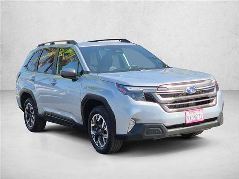 Certified 2026 Subaru Forester Premium AWD/4WD image 4