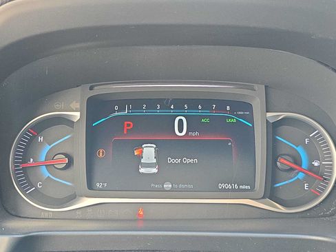 Used 2020 Honda Pilot Touring image 26