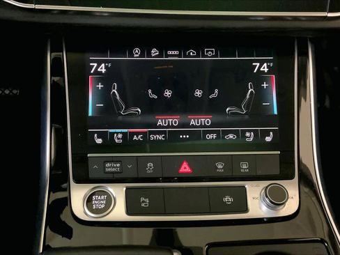 Used 2022 Audi Q8 Premium Plus image 34